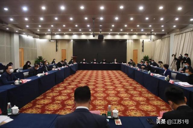 跟著中辦國(guó)辦調(diào)研江蘇復(fù)工復(fù)產(chǎn) | 一座特大城市的“復(fù)活”之路